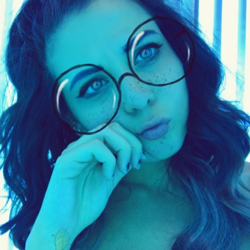 Meet your Posher, Riley